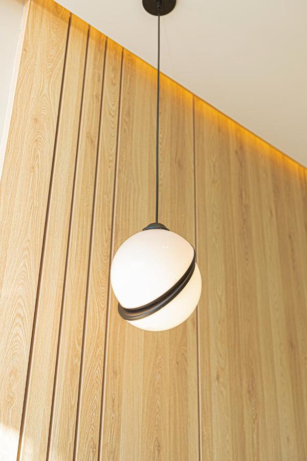 Vlorë Esbjerg Hotel מראה חיצוני תמונה
